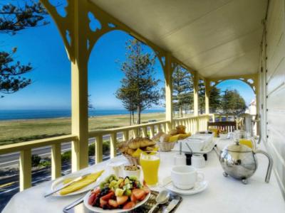 Mon Logis Hotel เนเปียร์ ภายนอก รูปภาพ